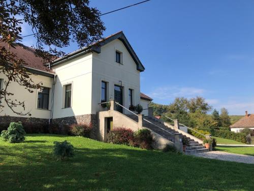 Fáy Mansion - carbon neutral hotel in Unknown City