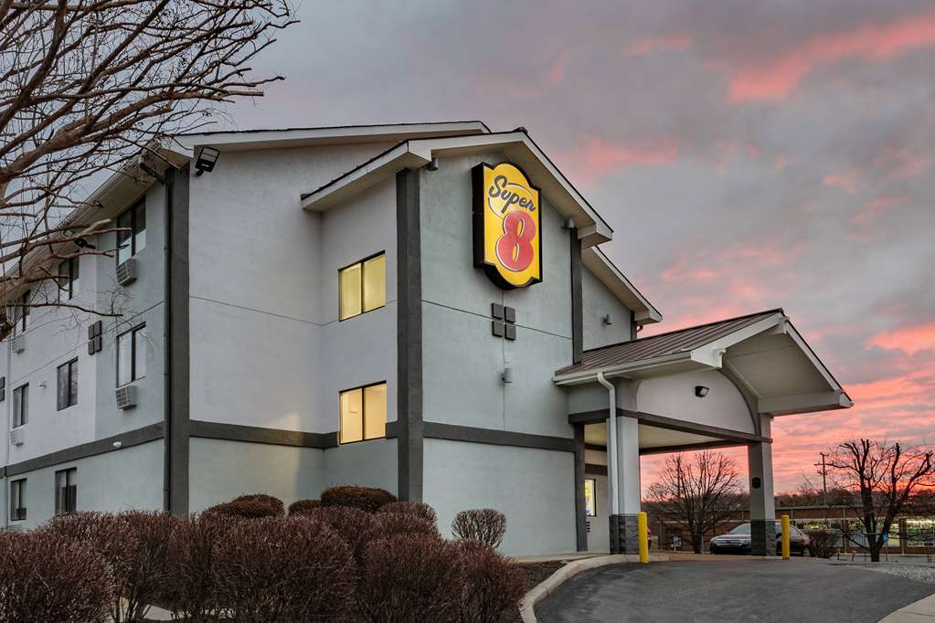 Super 8 by Wyndham Charlottesville - photo 7