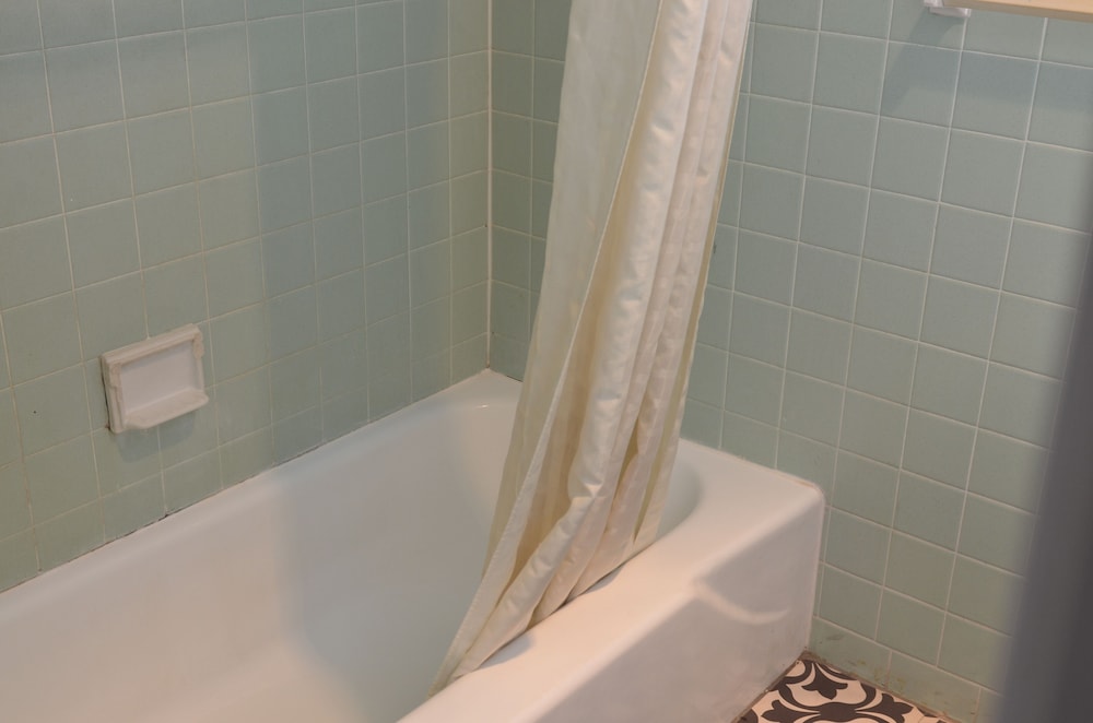The Oak Motel - photo 22