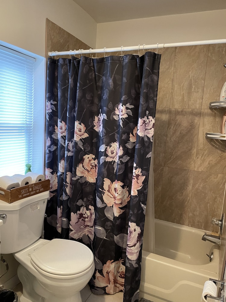 Downtown Loft Close to Topgolf Horseshoe Casino UM Baltimore - photo 32