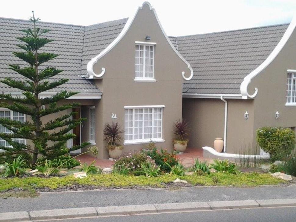 Southern Right Accommodation - last minute hotel in Cape Town