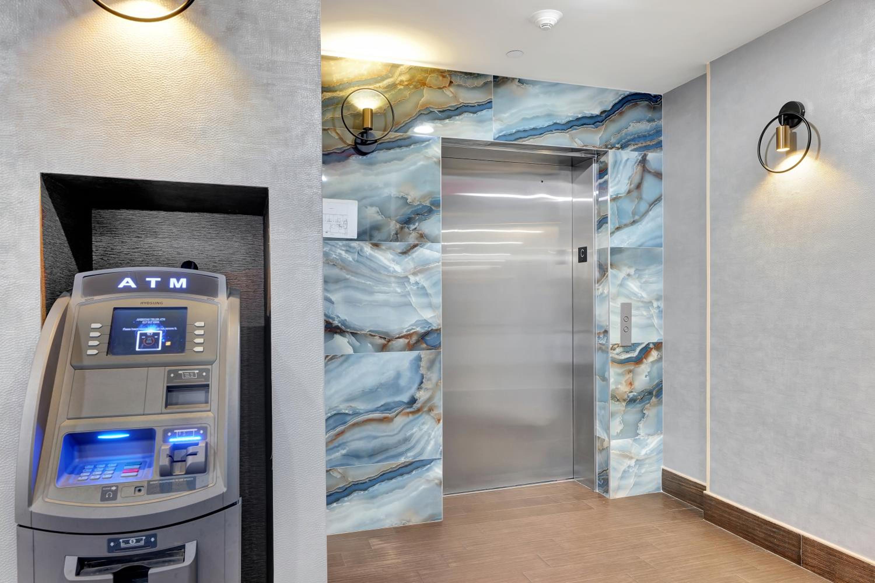 Hotel Pergola JFK Airport - photo 46