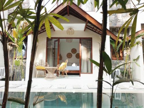 Ola Ola Lombok in Mataram, Indonesia