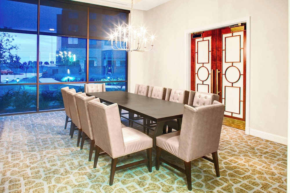 Sheraton McKinney Hotel - photo 20