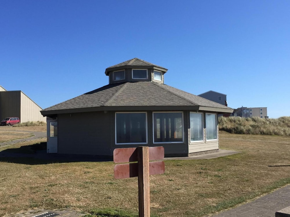Summer Wind Budget Motel - photo 25