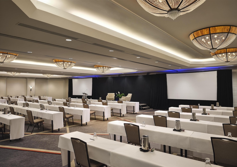 Hilton Arlington - photo 55