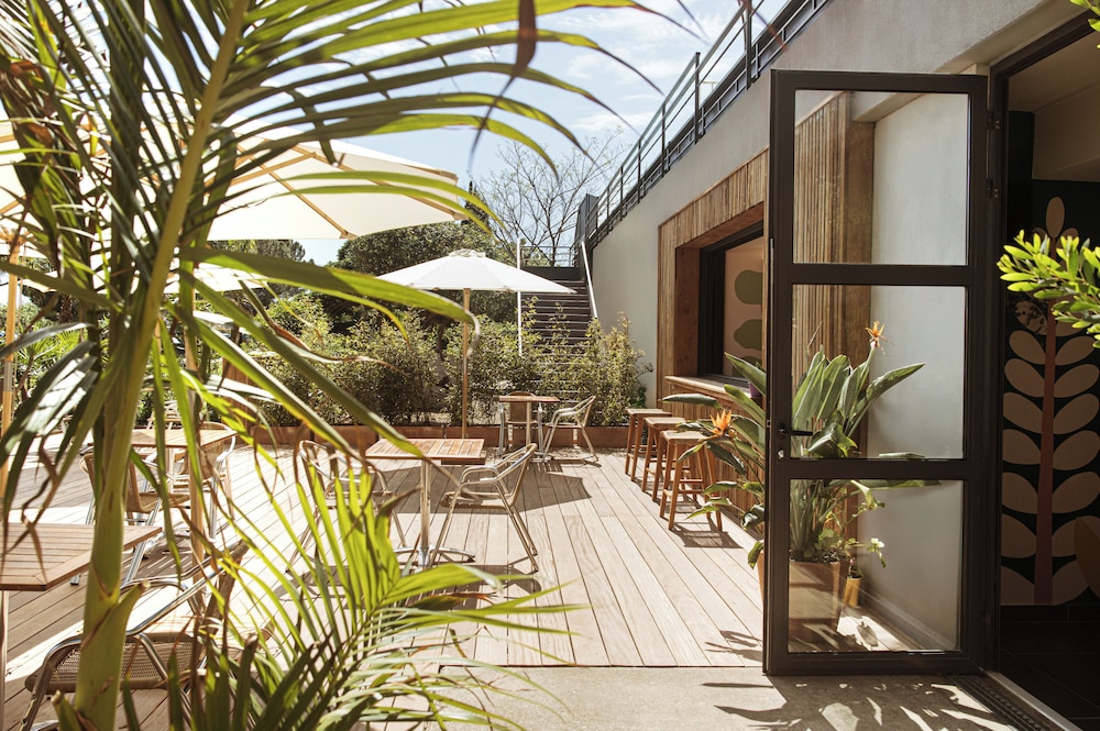 Les Jardins du Canal - carbon neutral hotel in Aigues-Mortes