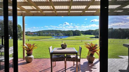 Perfect weekend getaway plus golf at your doorstep — 4-Star Luxury Hotel in Salamander Bay, Australia
