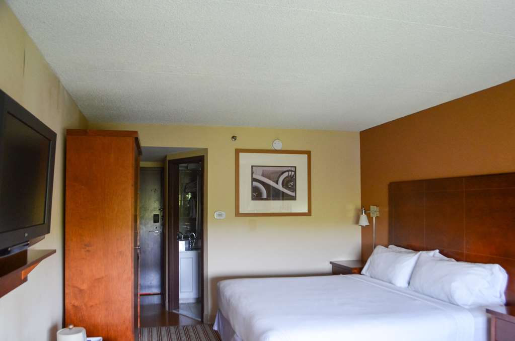 Radisson Hotel Detroit Metro Airport - photo 15