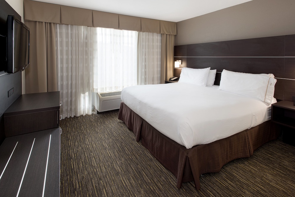 Holiday Inn Express Hotel & Suites East Wichita I 35 Andover by IHG - photo 15