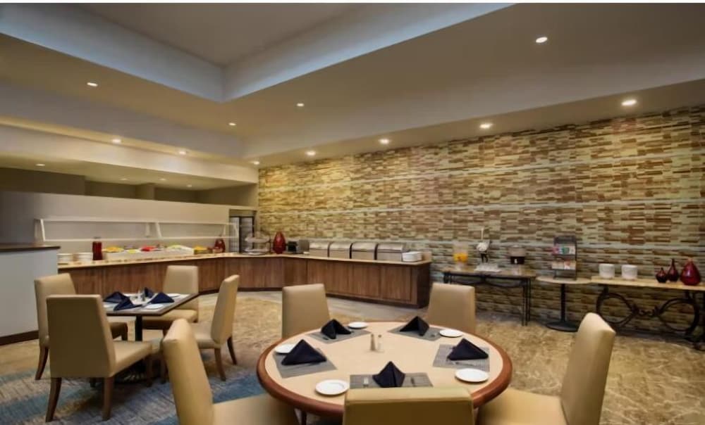 Crowne Plaza Los Angeles Harbor Hotel by IHG - photo 59