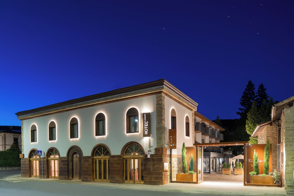 Via Roma 33 Tuscany Boutique Hotel & Spa Adults Only — hotel in Pratovecchio