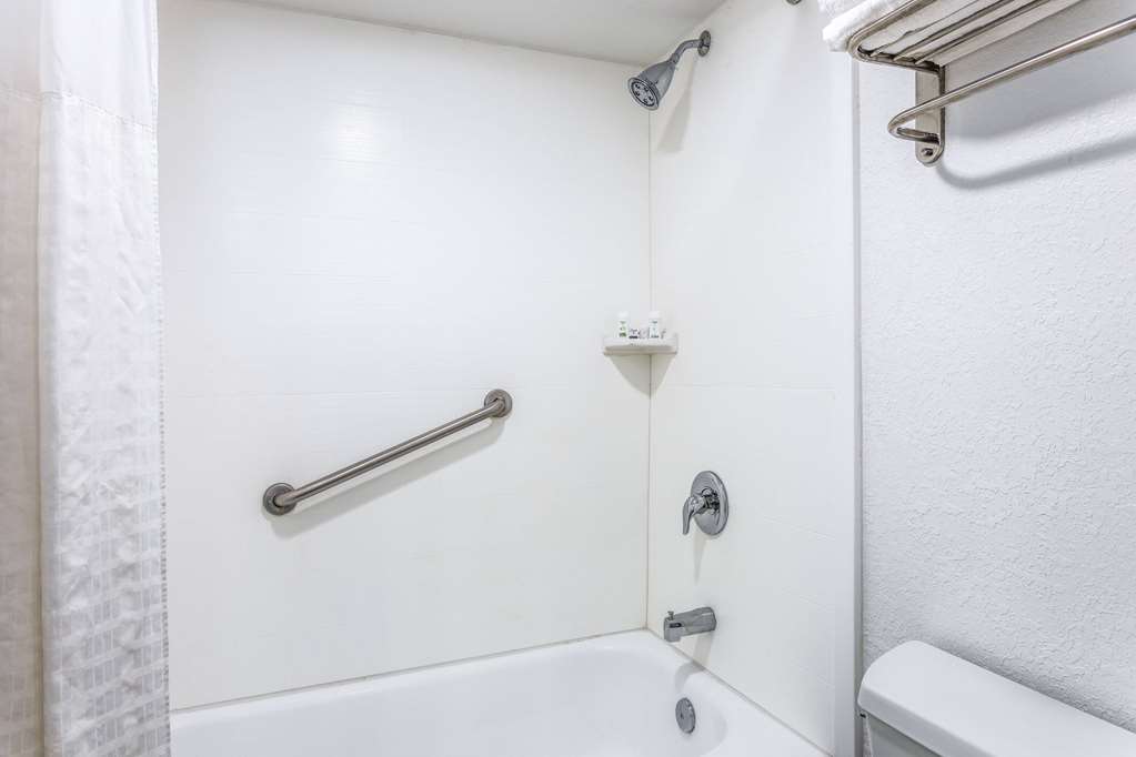 Ramada by Wyndham Altamonte Springs Near I 4 - photo 23