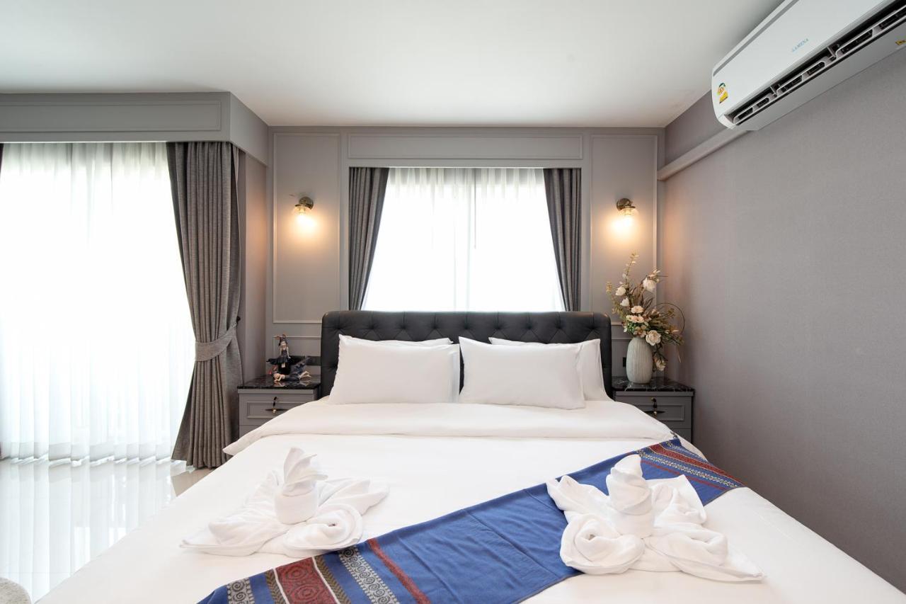 Latkrabangbishome Near Suvarnabhumi Airport — Lat Krabang