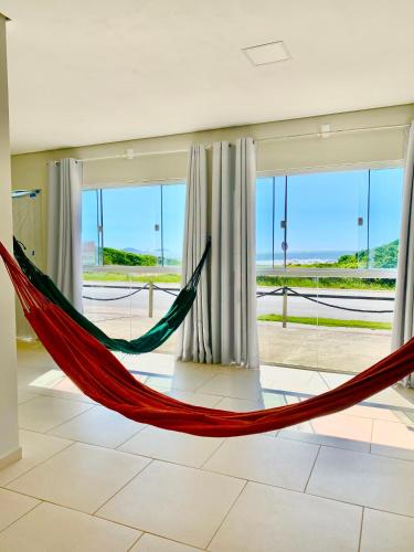 Loft Pé na Areia Praia do Ervino in Sao Francisco Do Sul, Brasil