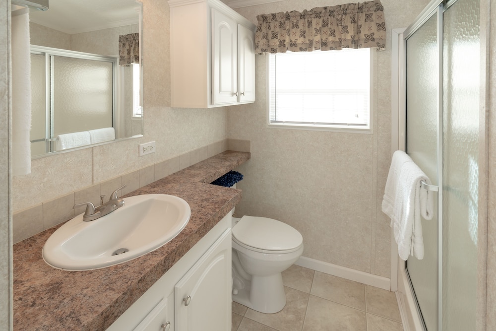 Buttonwood Bay RV Resort - photo 14