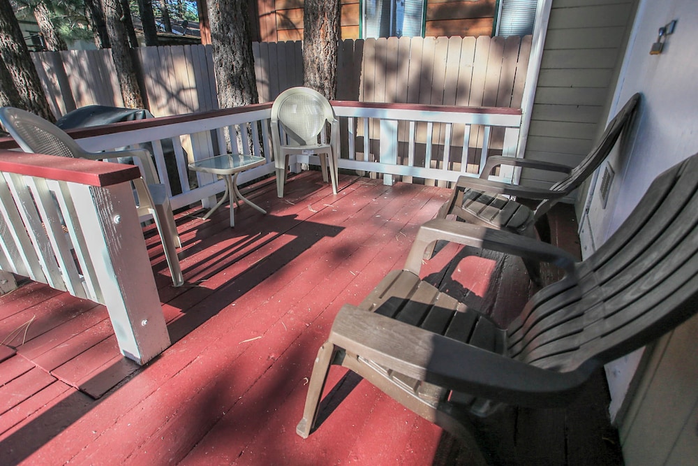 A Humble Hilltop Hideaway - photo 5