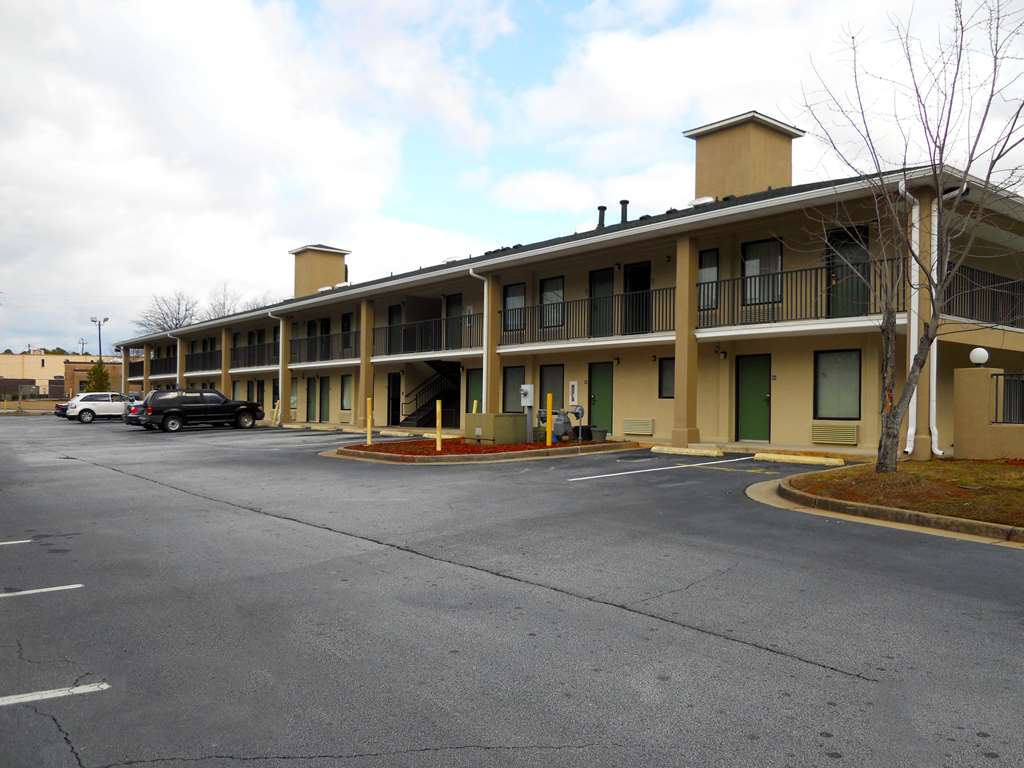 Americas Best Inn & Suites Decatur - photo 6