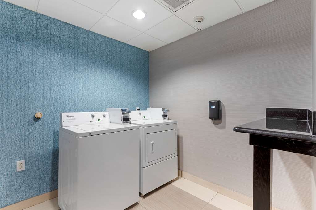 Best Western Plus Arlington North Hotel & Suites - photo 28