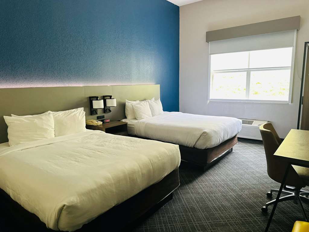 Comfort Inn & Suites Cartersville Emerson Lake Point - photo 7