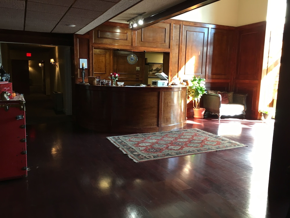 Colts Neck Inn Hotel - photo 5