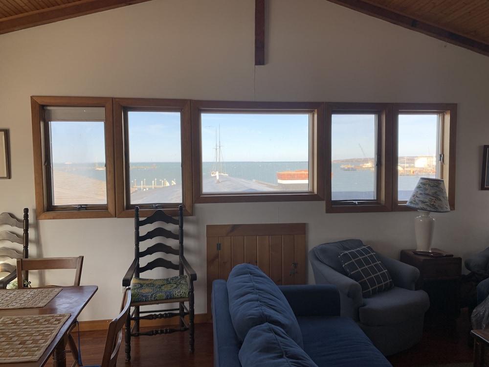 Vineyard Harbor Motel Private Beach - photo 51