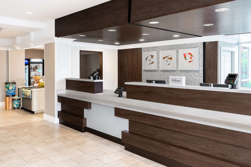 Hilton Garden Inn San Francisco Oakland Bay Bridge - photo 4