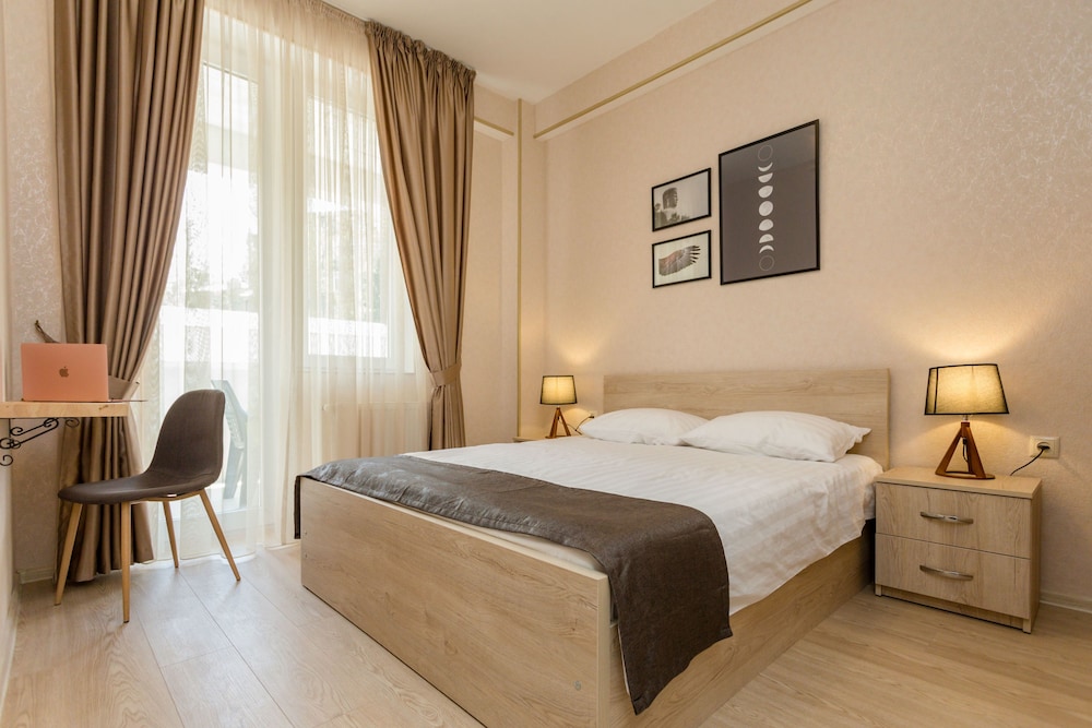 Falcon Apartments Stamba — 4-Star Luxury Hotel in Tbilisi, Georgia