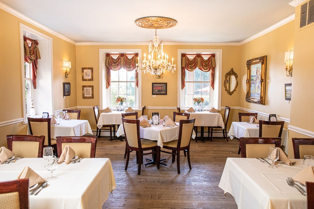 Plumsteadville Inn - photo 17