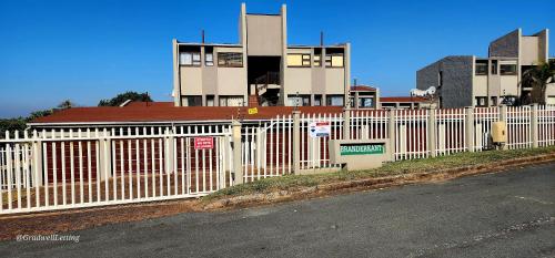 Branderkant 7 sleeps 4 — 4-Star Luxury Hotel in Margate, South Africa