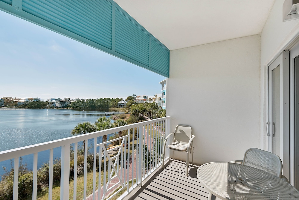 Carillon Beach Resort Inn - photo 17