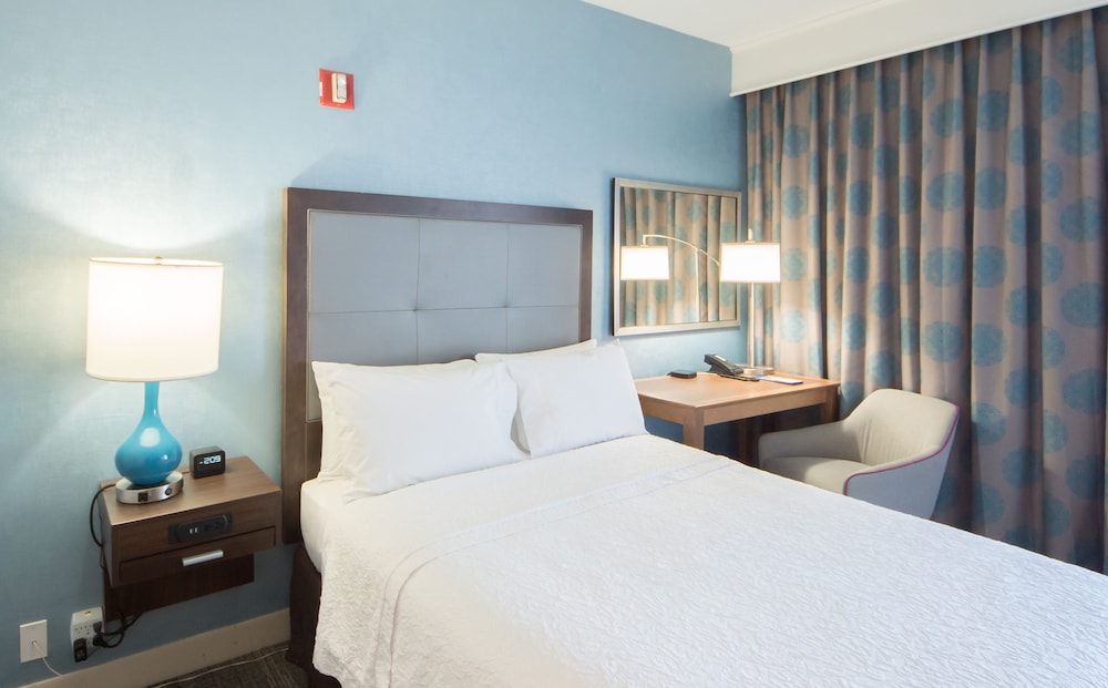 Hampton Inn Lakeland - photo 11