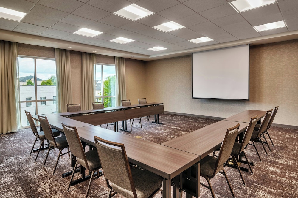 Courtyard by Marriott Atlanta Duluth Downtown - photo 34