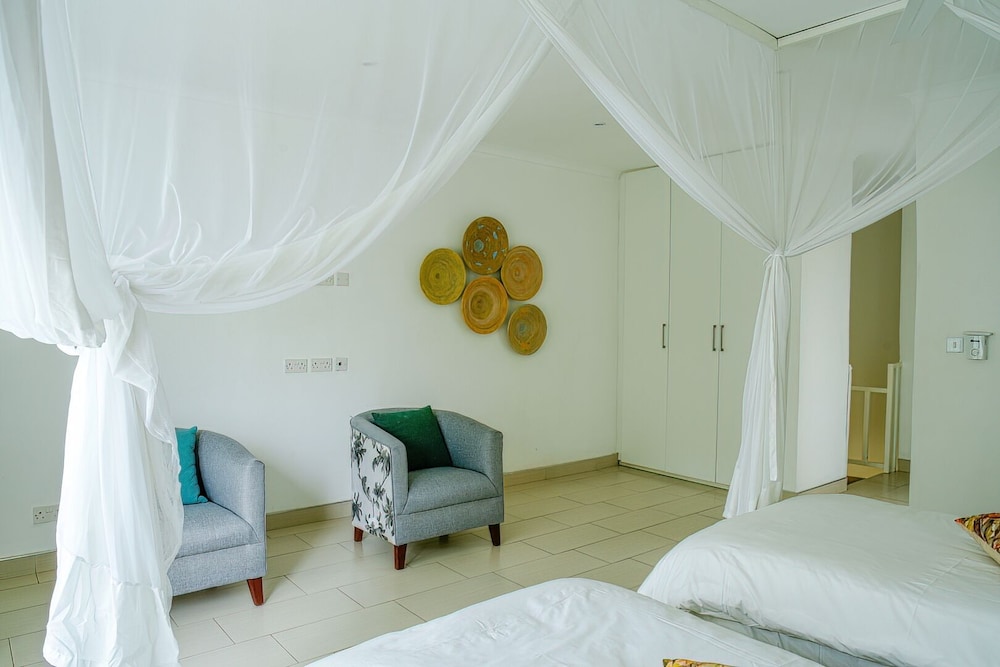 Zambezi Boutique — Victoria Falls — photo 5