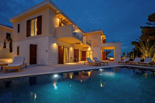 Incredibly Indulgent Hvar West Villa 5 Bedrooms Villa West Eternal — 4-Star Luxury Hotel in Hvar, Croatia