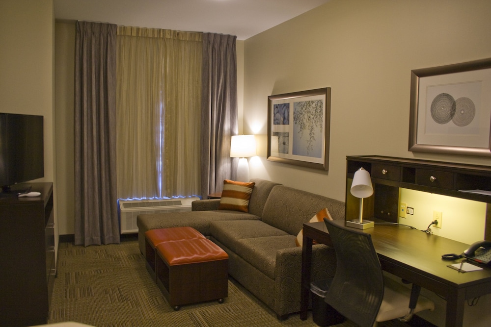 Staybridge Suites Toledo Rossford Perrysburg by IHG - photo 10