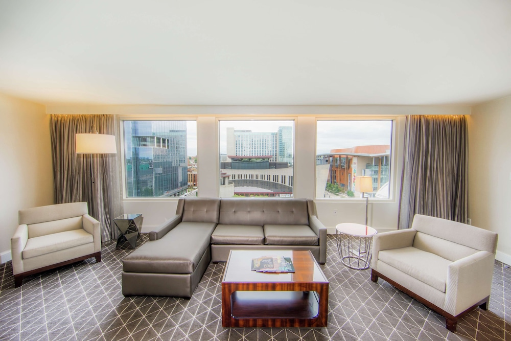 Hilton Nashville Downtown - photo 21