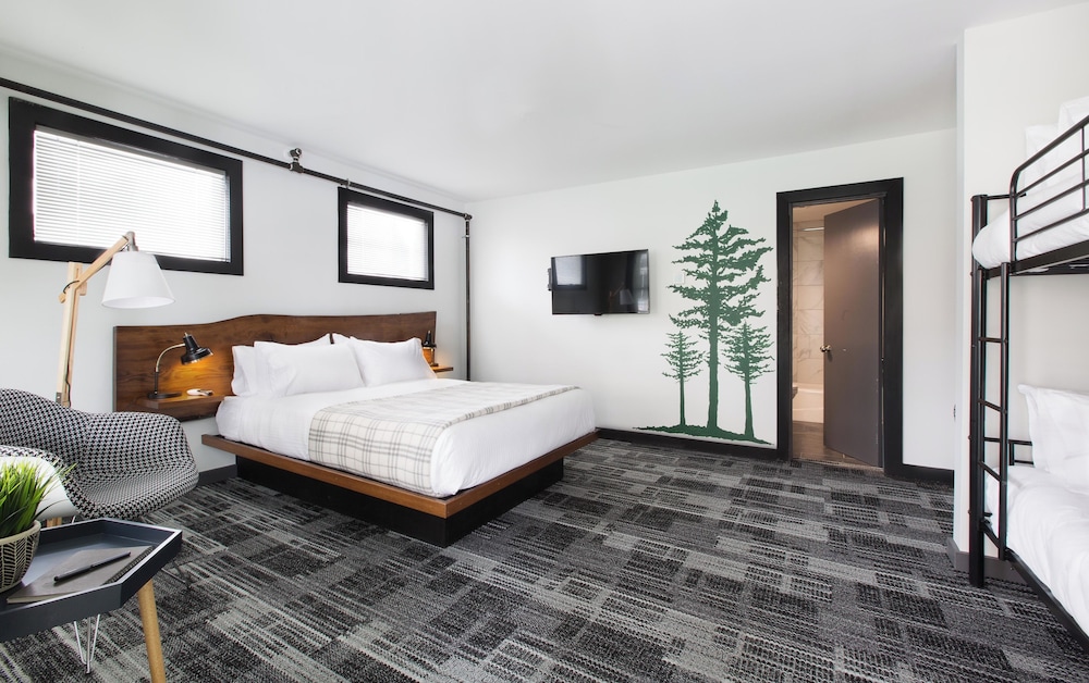 Main and Mountain - photo 26