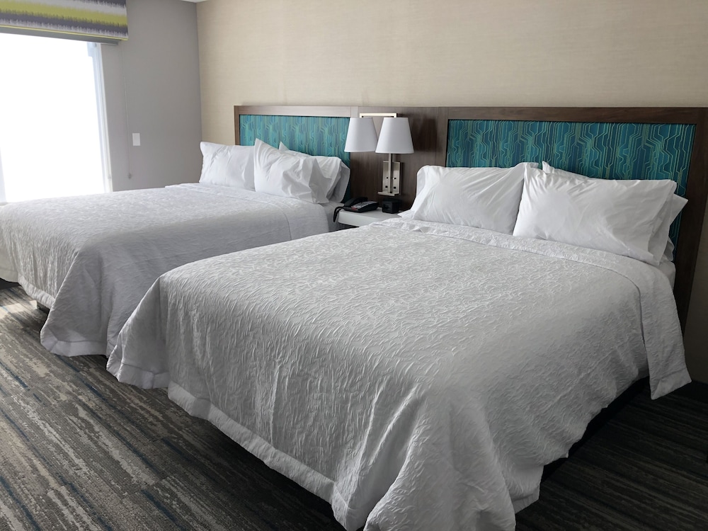 Hampton Inn & Suites Pekin Peoria Area - photo 9
