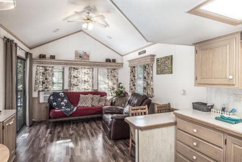 Rainbow Lake Cabin & RV Resort in Ruidoso, United States