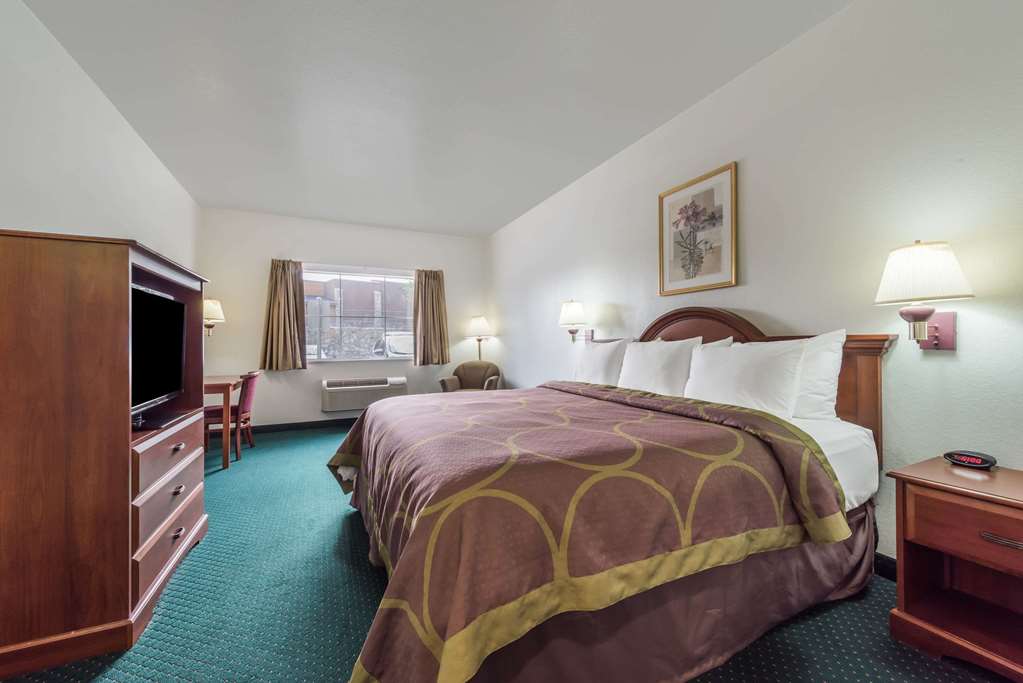 Super 8 by Wyndham Weatherford - photo 14
