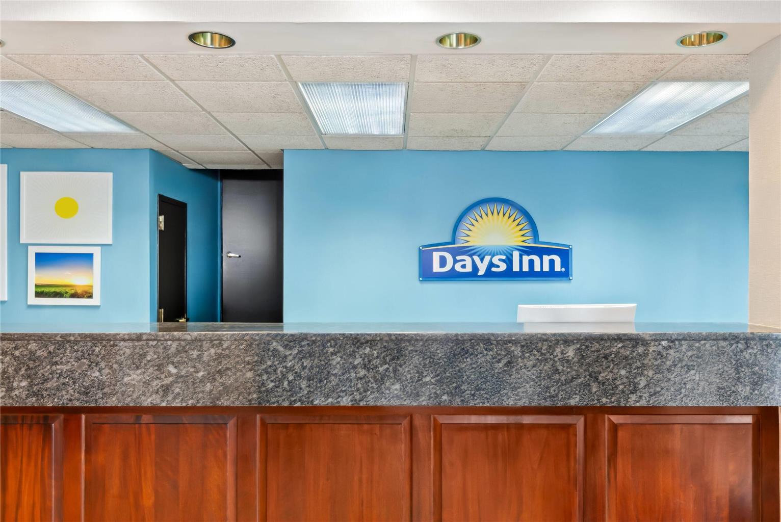 Days Inn by Wyndham Saint Pauls - photo 9