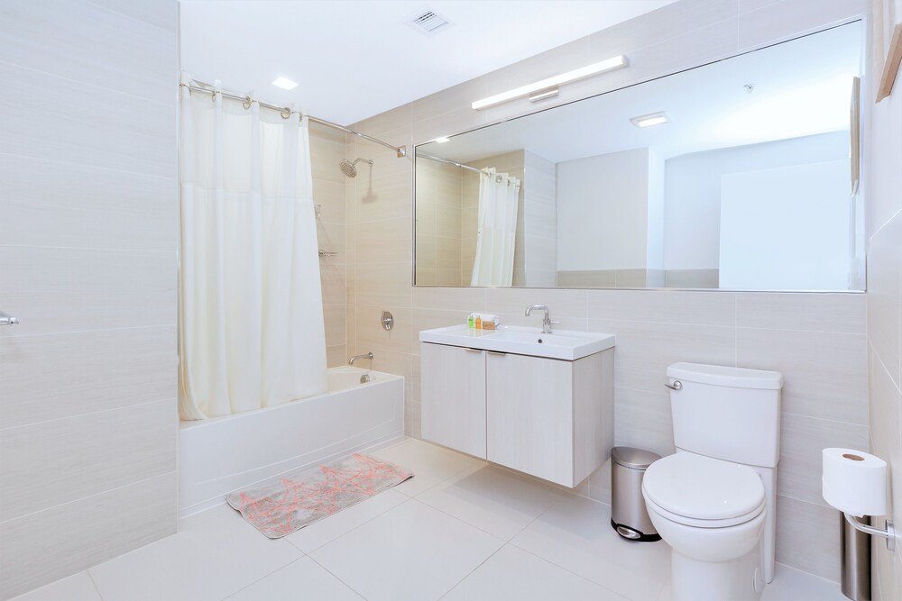 Dharma Home Suites Hoboken at Grand - photo 32
