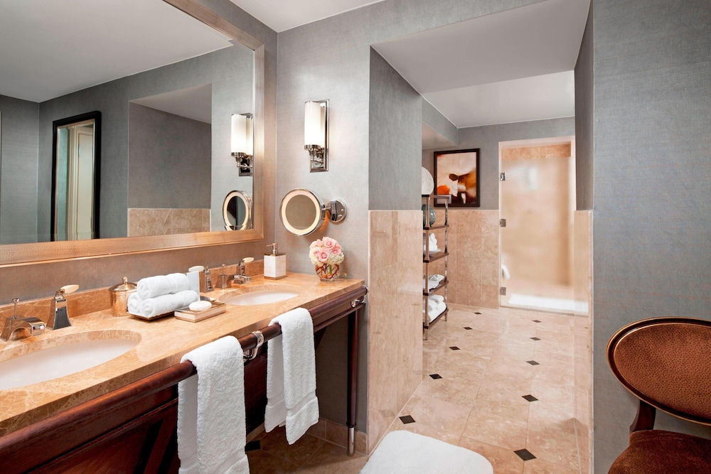 Houston Grand Hotel River Oaks - photo 36