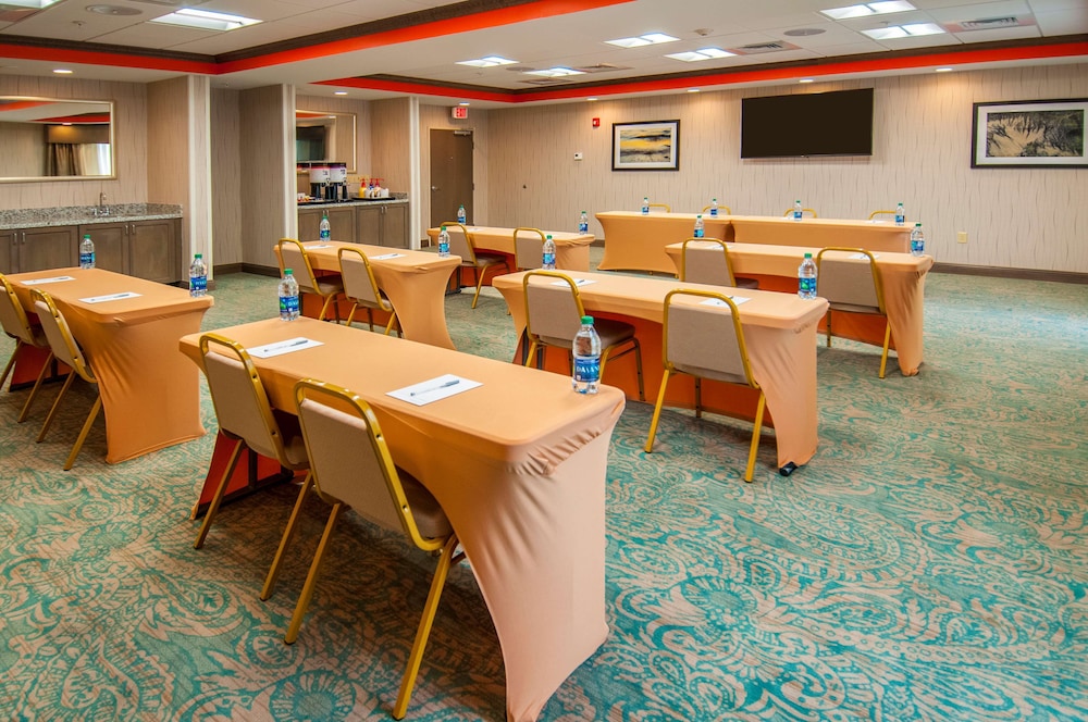 Hampton Inn & Suites Pensacola I 10 Pine Forest Road - photo 37