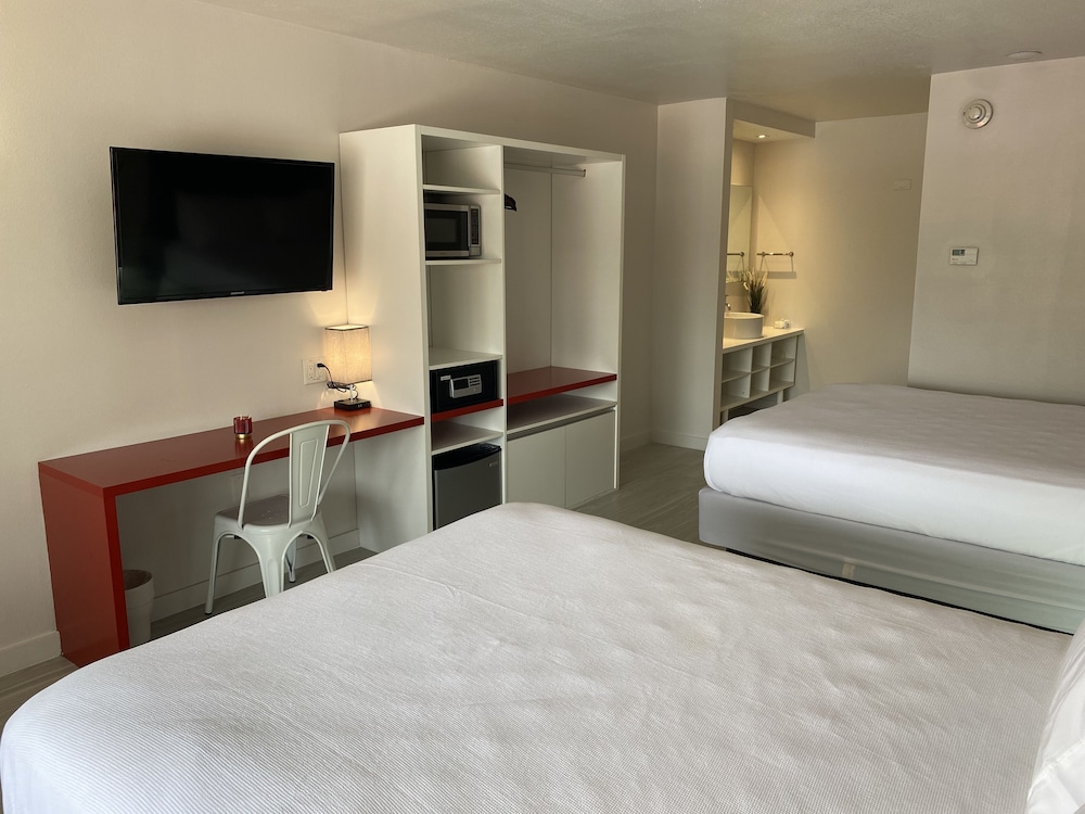 A & S Vacation Rooms - photo 12