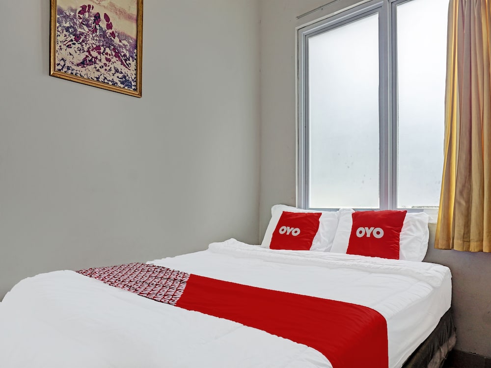 OYO 91849 Karawaci Taman Permata 5 in Curug, Indonesia