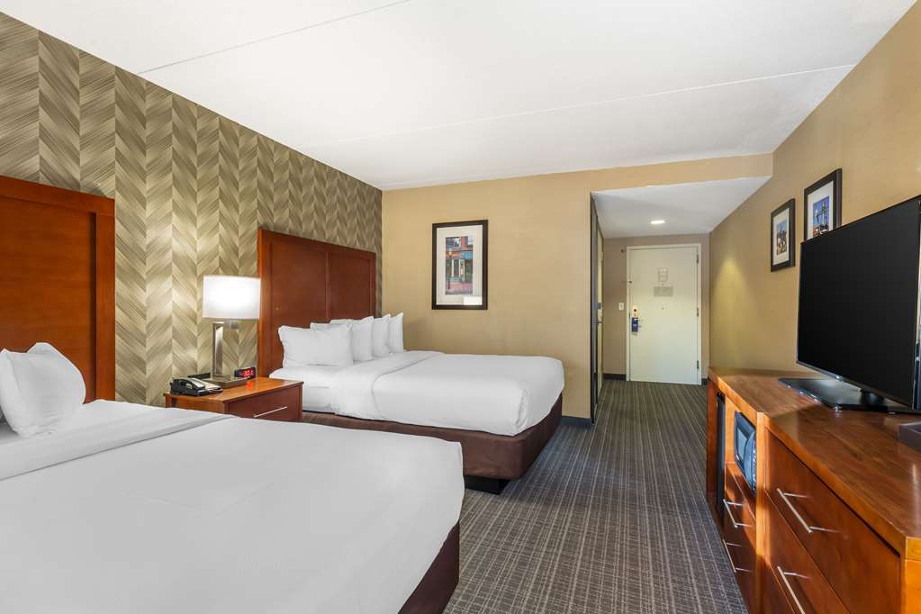 Comfort Inn & Suites Logan International Airport - photo 14