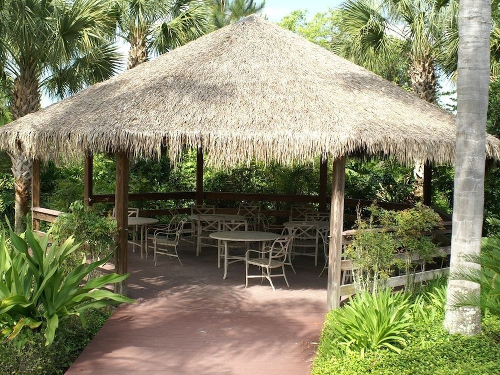 3 Bed In Resort Close To Disney 3 Bedroom Condo - photo 38
