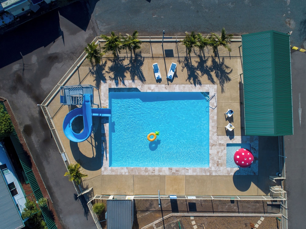 Heatherbrae Holiday Village in Newcastle, Australia